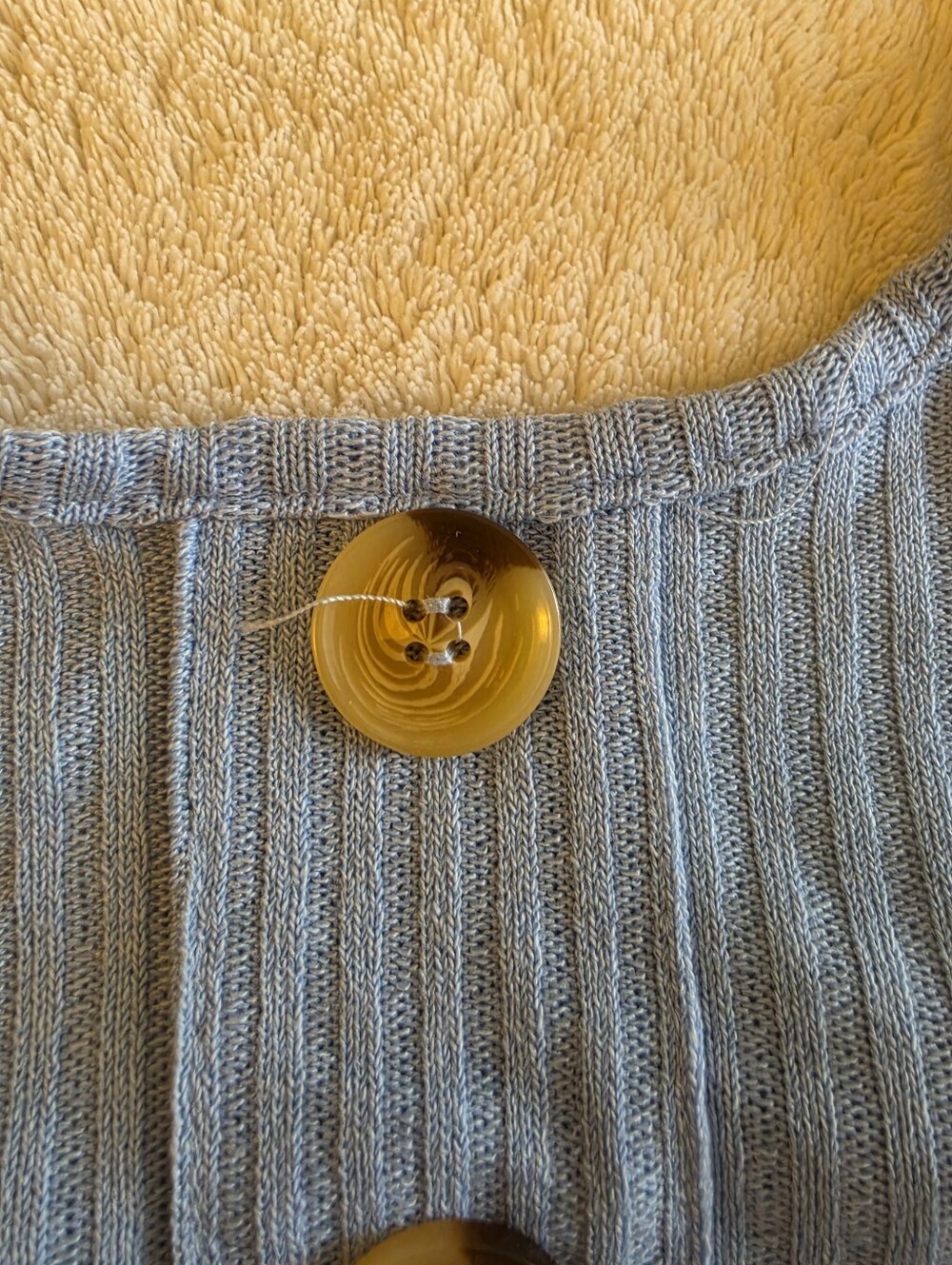 SHEIN & ROMWE bundle (Two Tops) - Picture 3 of 8